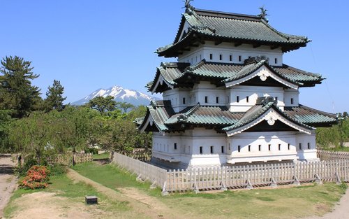 Excursió privada de mig dia pels punts destacats d'Aomori Hirosaki amb dinar