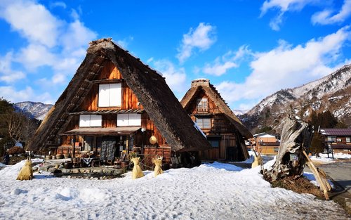Világörökség Shirakawa-go és Kanazawa túra profi idegenvezetővel