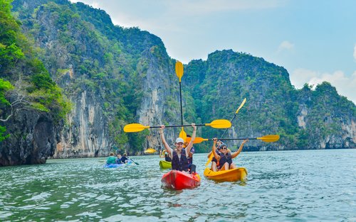 Aktiviti Kayaking Sehari di Hutan Bakau dan Gua Laut dari Koh Lanta