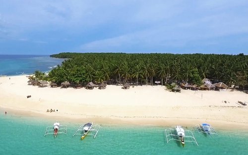 Daku & Naked Island Private Full-Day Marine Life Tour