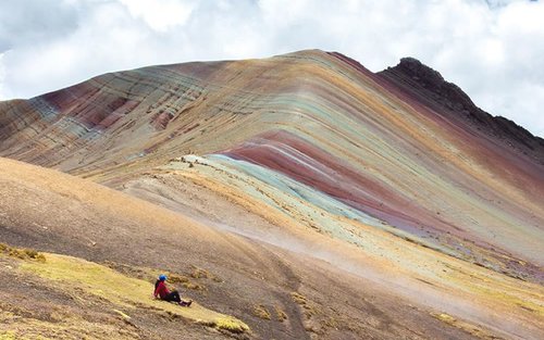 Cusco Rainbow Mountain Full-Day Big Group Tour