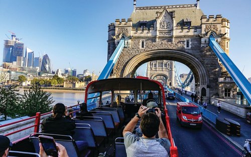 London Highlights Day Tour: Open-Top Bus & Thames River Cruise