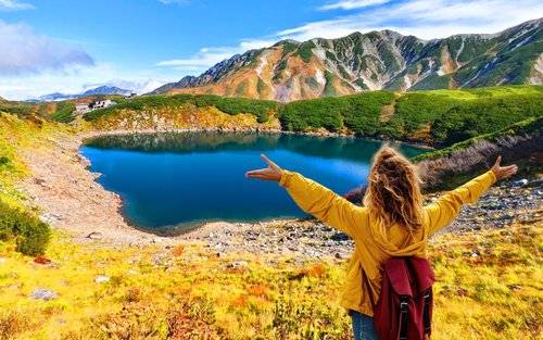 立山黑部秋季红叶二日游｜立山黑部阿尔卑斯山路线＆秘境上高地自然探险｜名古屋出发