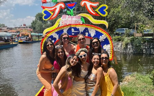 Xochimilco úszókertek hajókirándulás tacóval és italokkal