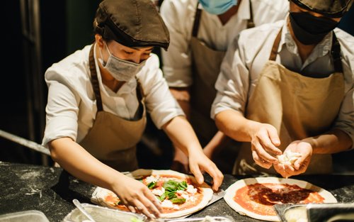 Dárkový poukaz Pizza 4P's - Použitelný v 51 pobočkách ve Vietnamu 