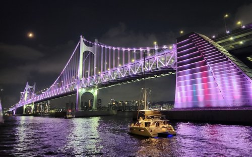 Pelancongan Kapal Layar Busan Terbaik Haeundae Gwangalli (GoGo Yacht)