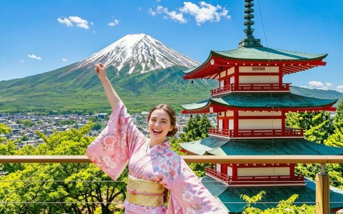 [Popular Mt. Fuji Instagram Spots] Mt. Fuji Famous Park & Hikawa Clock Shop & Lawson Convenience Store & Oshino Hakkai & Oishi Park Day Trip (Departing from Tokyo Station or Shinjuku Station)