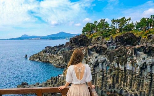 Jeju Essential Southwest Tour (1PM Late Departure)