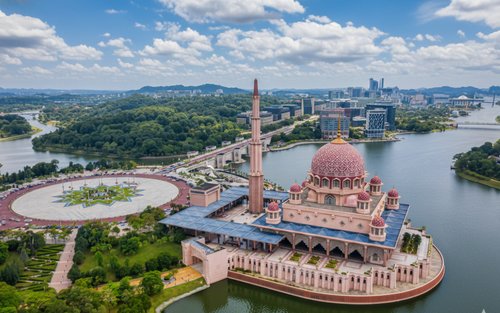 Celodenní výlet Broga Orchard Hill + Putrajaya