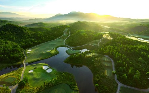 lapangan latihan golf di Ba Na