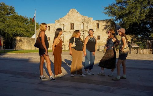 San Antonio with Riverwalk Boat Cruise Half-Day Tour