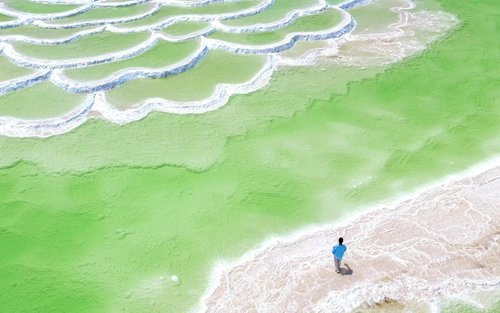 纵览青甘·西北大环线9日游（2-8人小团+鸣沙山汉服写真+无人机拍摄+星空营地沙漠畅玩）