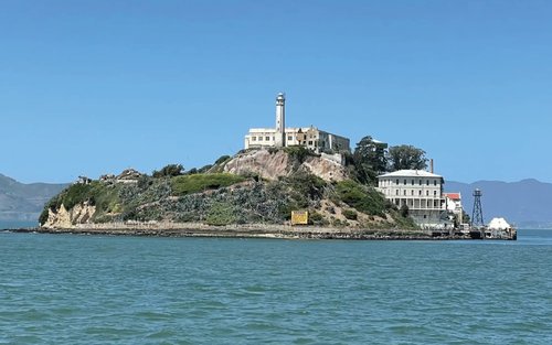 サンフランシスコへ向かう途中で生還 2024年9月3連休で行くサンフランシスコ1泊4日』サンフランシスコ