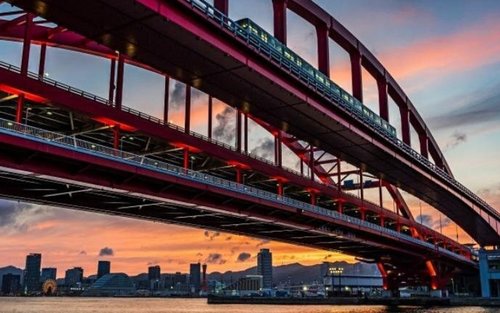 Kobe Meriken Park & Sannomiya Half-Day Small Group Night Tour