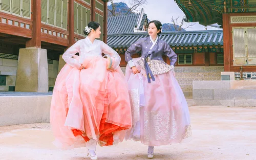 Прокат ханбока с корейской прической в Hanboknam Gyeongbokgung