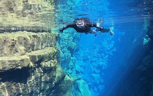 Golden Circle and Snorkeling Tour in Silfra