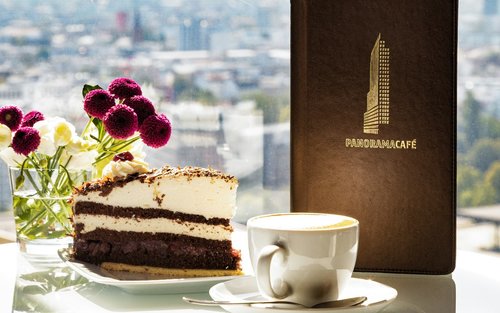 Изживяване с кафе и торта в Panoramapunkt Берлин