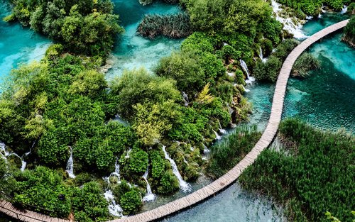 Split Plitvice Lakes Full-Day Small Group Guided Tour