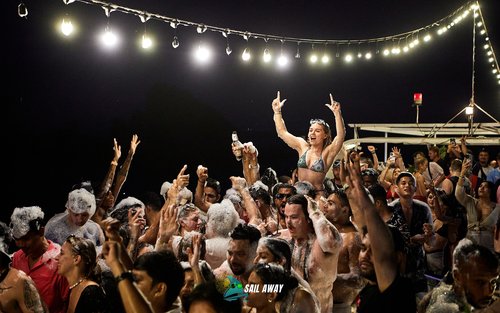 Sail Away | Fête en bateau à Phuket | La fête en bateau numéro 1 de Phuket