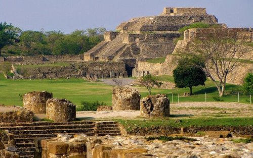 Monte Alban Archaeological Site Half-Day Bus Tour