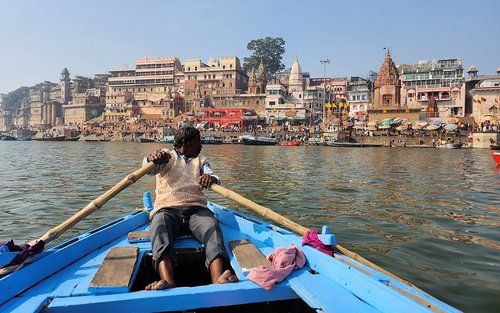 Varanasi: Private Fully-Day Tour with Sarnath and Boat Ride