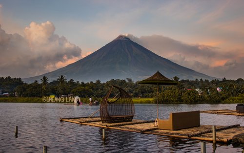 Sumlang Lake Tour in Albay
