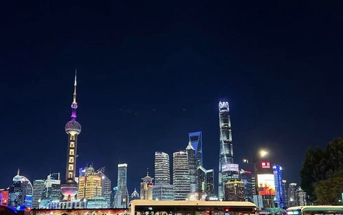 Shanghai Küche + Huangpu Fluss Nachtansicht 1-Tages-Tour