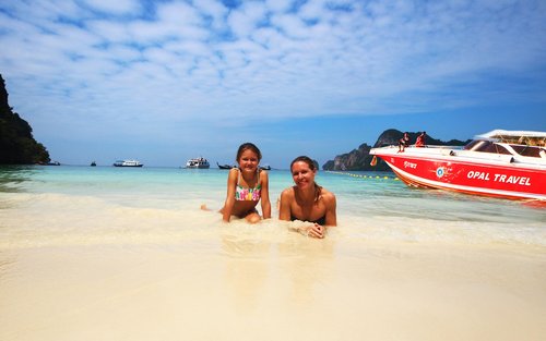 Excursió de mig dia en llanxa ràpida a les illes Phi Phi de Krabi