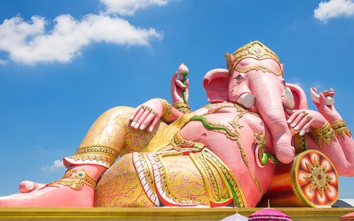 Bangkok City ⇔ Pink Gasha Shared Vehicle Round-trip Transfer Plan <Half Day Morning> by Panda Bus