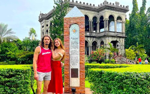 Tour por la ciudad de Bacolod, The RUINS Silay con comida de pollo Inasal