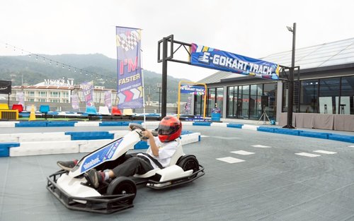 MONOWHEEL 电动卡丁车体验（普吉岛芭东中央百货）