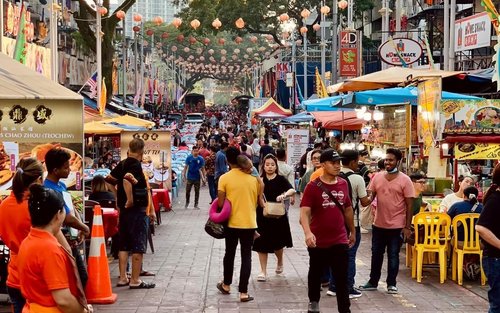 Local Food Exploration Evening Tour in Kuala Lumpur