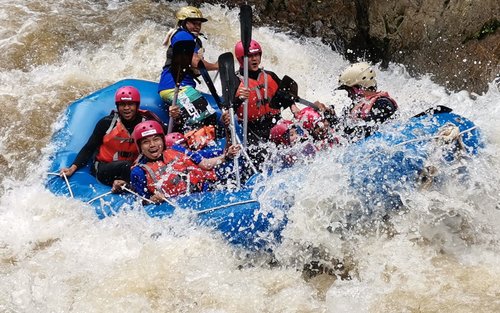 แพ็กเกจผจญภัยล่องแก่งในกัวลากูบูบารู (Kuala Kubu Bharu)