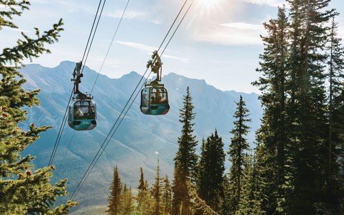 Banff Gondola, Johnston Canyon & Lake Minnewanka Full-Day Tour