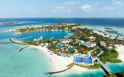 Male' / Hulhumale': Pool & Beach Club Day Pass