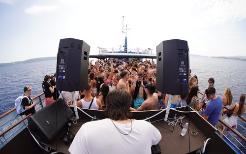 Split Blue Lagoon Boat Party with DJs, Shots, Swim & Afterparty