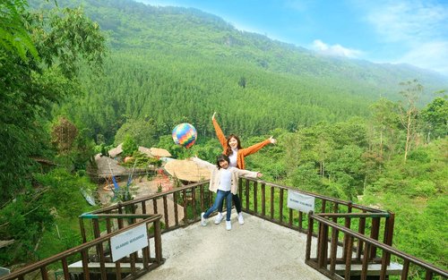 Erkunden Sie Bandung City von Jakarta aus