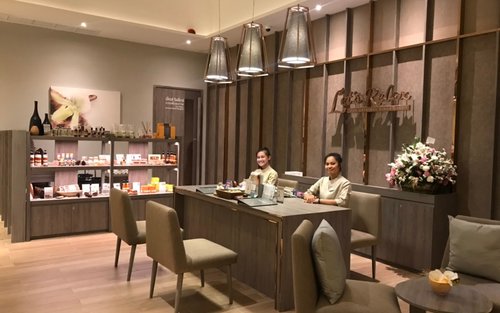 Let's Relax Spa Experience at Bangkok Arnoma Grand Hotel