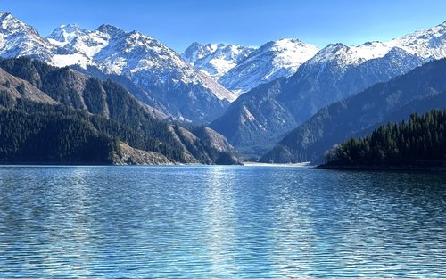 Urumqi departure - Xinjiang Tian Shan Tianchi one-day tour