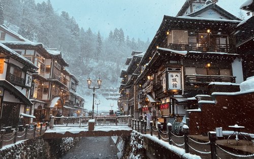 2-Day Trip to Ginzan Onsen: Yamagata Winery & Ginzan Onsen & Fox Village & Zao Snow Monsters (Hotel includes breakfast and dinner) Departure from Tokyo
