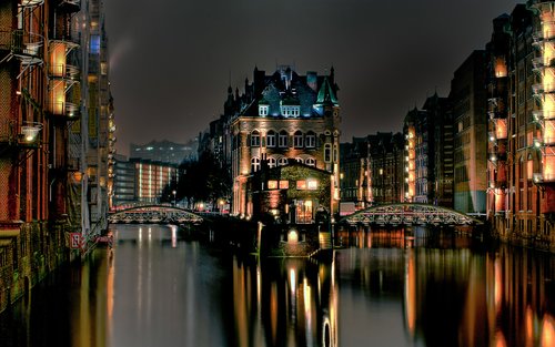 Recorrido a pie por Speicherstadt y HafenCity