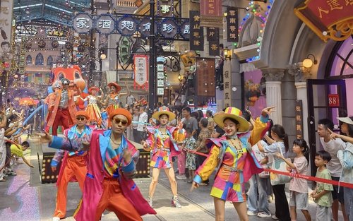 Lawatan Sehari Guangdong Eternal Love yang Tulen (Lapan Pemandangan "Ting Yin" + Tarian dan Muzik Skala Besar "Guangdong Eternal Love" + Drama Realiti 5D + Persembahan Imersif + Mercu Tanda Budaya + Pergi Balik Guangzhou)