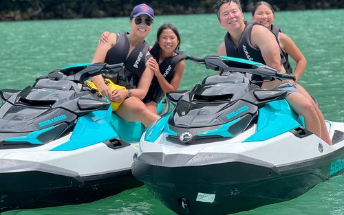 ジェットスキーツアー（ランカウイ / 無料ドローンビデオ・Red Ray Watersports提供）