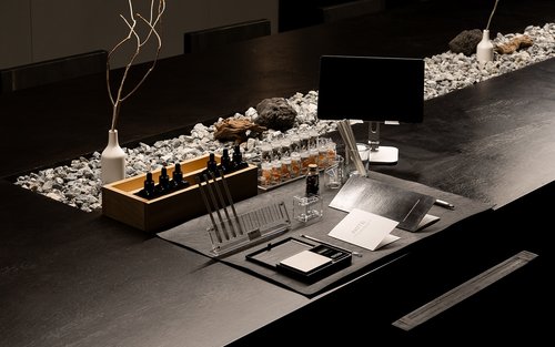 Индивидуальный мастер-класс по созданию собственных духов в районе Каннам от .NOTE