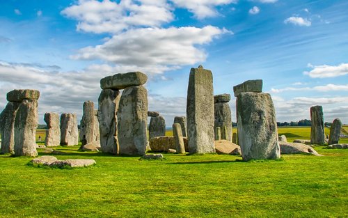 Windsor Castle, Stonehenge & Oxford Full-Day Tour from London