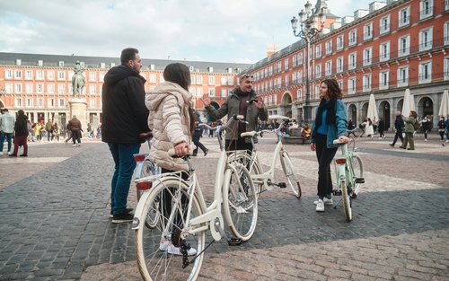 Madrid City Highlights Half-Day Private Bike Tour