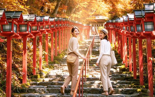 Kyoto: Kifune Shrine & Sanzen-in Temple, Arashiyama Sightseeing Train Experience/Eizan Electric Railway One-Day Trip (Departing from Osaka/Kyoto)
