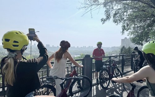 埃德蒙顿3小时小团自行车之旅