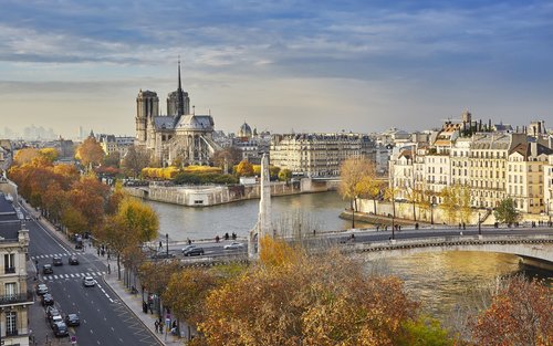 パリのノートルダム大聖堂：旅行前に知っておきたいおすすめ情報