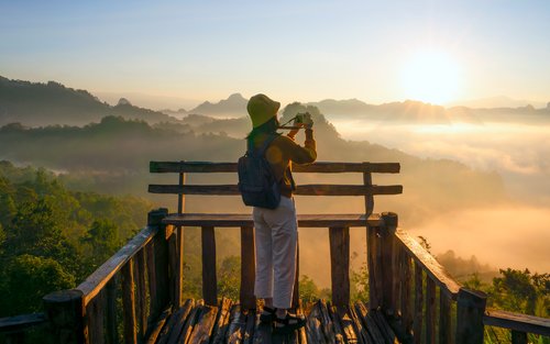Pai Sunrise & Nam Lod Cave Private Half-Day Tour